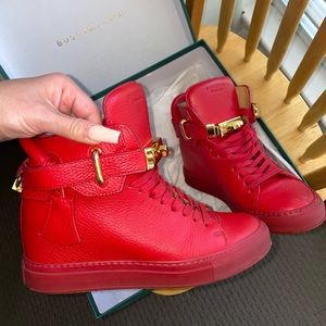 Buscemi designer sneakers size 35 fits like 36